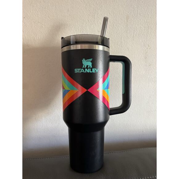 Stanley Flowstate Quencher H2O Double Vacuum Insulate Tumbler 30 oz Hyper Geo - Picture 1 of 4